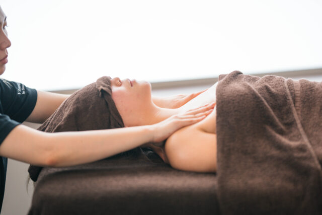 【北海道・ニセコ】極上出張マッサージ『Vimutti Signature』コース★最短15分で到着《当日深夜1:00まで・同時施術OK》(No.m-1)