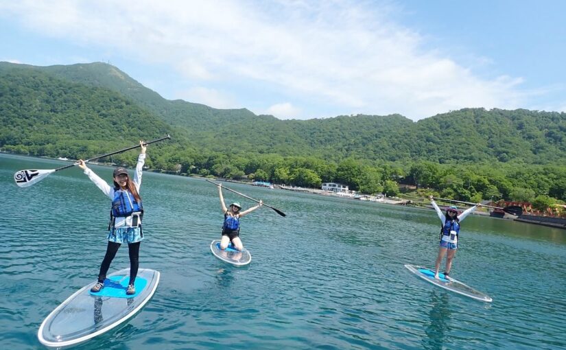 北海道の支笏湖でクリアSUPを満喫する