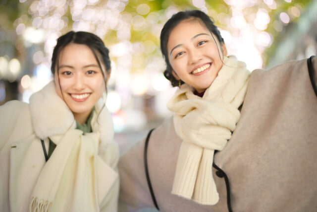 北海道　旅行を楽しむ女性