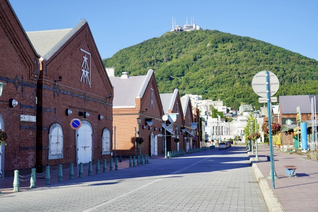 レンガ倉庫　初夏
