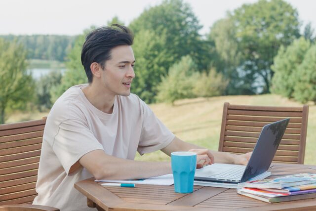 ワーケーション