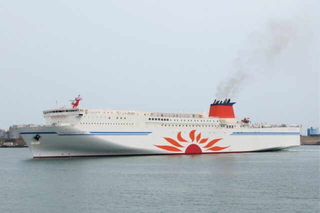 商船三井フェリー