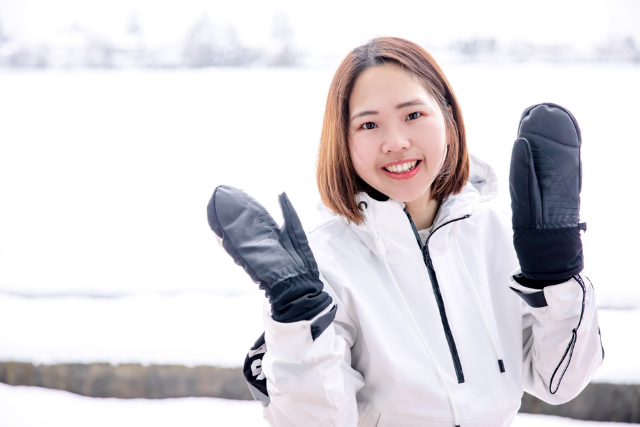 雪 女性